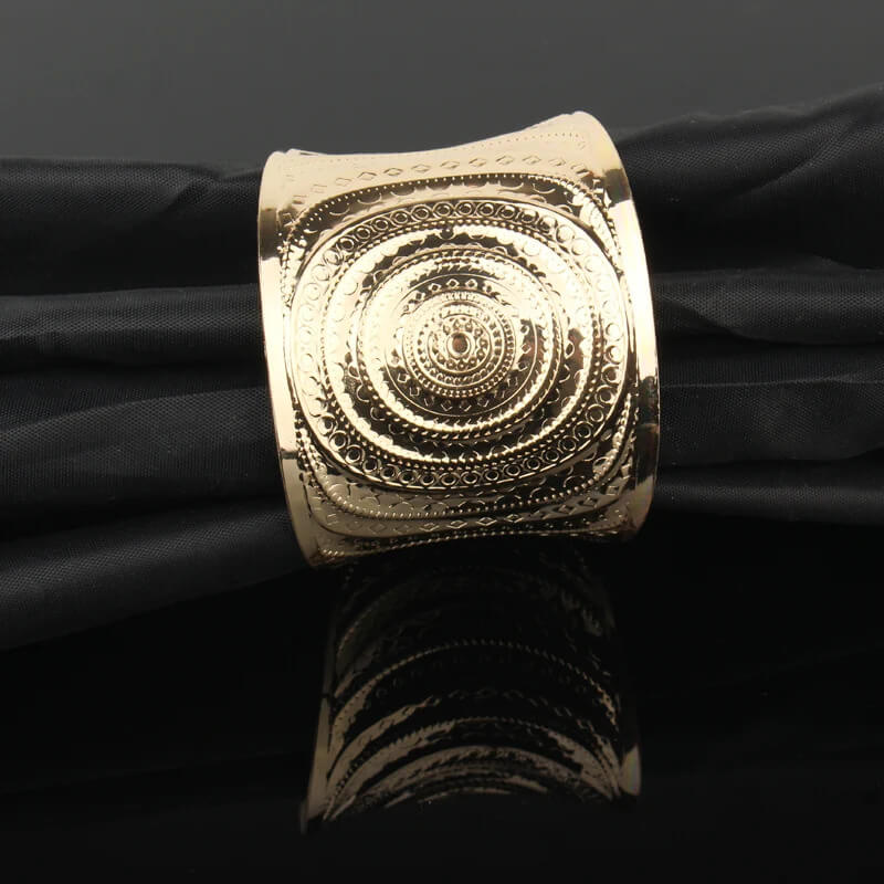 Concentric Circle Cuff Open Bracelet in Gold - Mounteen