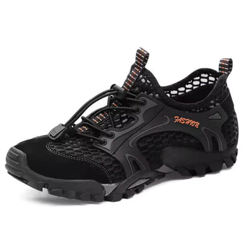 Fashion Breathable Wading Shoes for Hiking, Kayaking, and Canoeing in Black - Mounteen