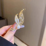 Flying Butterfly Gold-Toned Brooch With Imitation Gems - Mounteen
