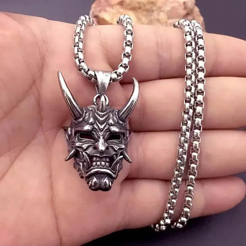 Gothic Ghost Mask Halloween Necklace in Silver Horns - Mounteen