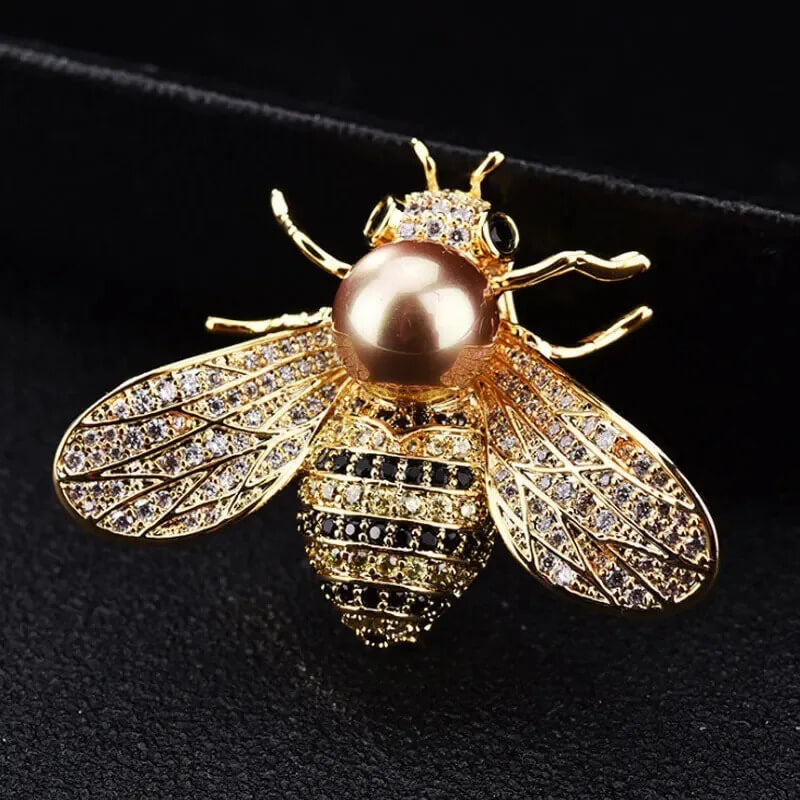 Large Bee Gold-Colored Brooch With Simulated Gemstone - Mounteen
