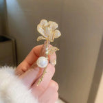 Rose Flower Rhinestone Gold-Toned Brooch With Synthetic Pearl - Mounteen