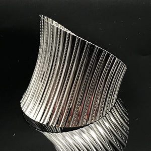 Vintage Ethnic Geometric Stainless Steel Bracelet in Parallel Lines - Mounteen