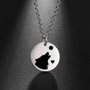Wolf Heart Howling At Moon Stainless Steel Necklace in Silver - Mounteen
