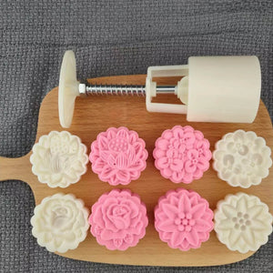 3D Flower Shaping Molds. Shop Kitchen Molds on Mounteen. Worldwide shipping available.