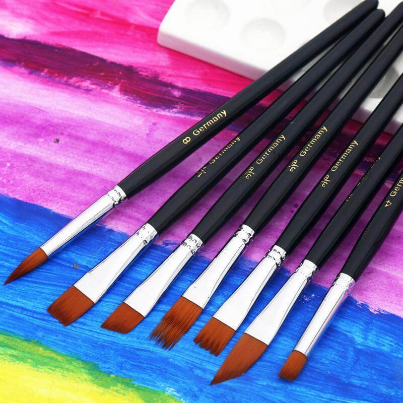 Paint brushes for acrylic paint