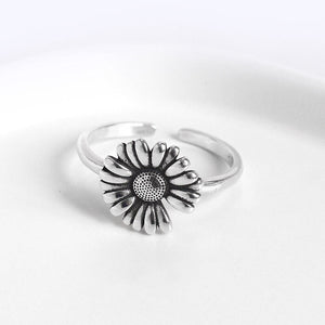 Antique Style Adjustable Silver Sunflower Ring. Shop Jewelry on Mounteen. Worldwide shipping available.