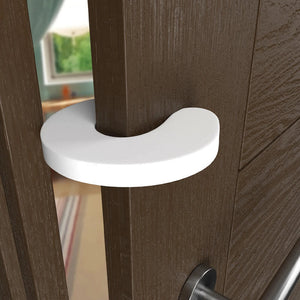 Baby Proof Foam Door Frame Stopper. Shop Baby Safety Locks & Guards on Mounteen. Worldwide shipping available.