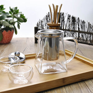 Borosilicate Glass Teapot. Shop Coffee Servers & Tea Pots on Mounteen. Worldwide shipping available.