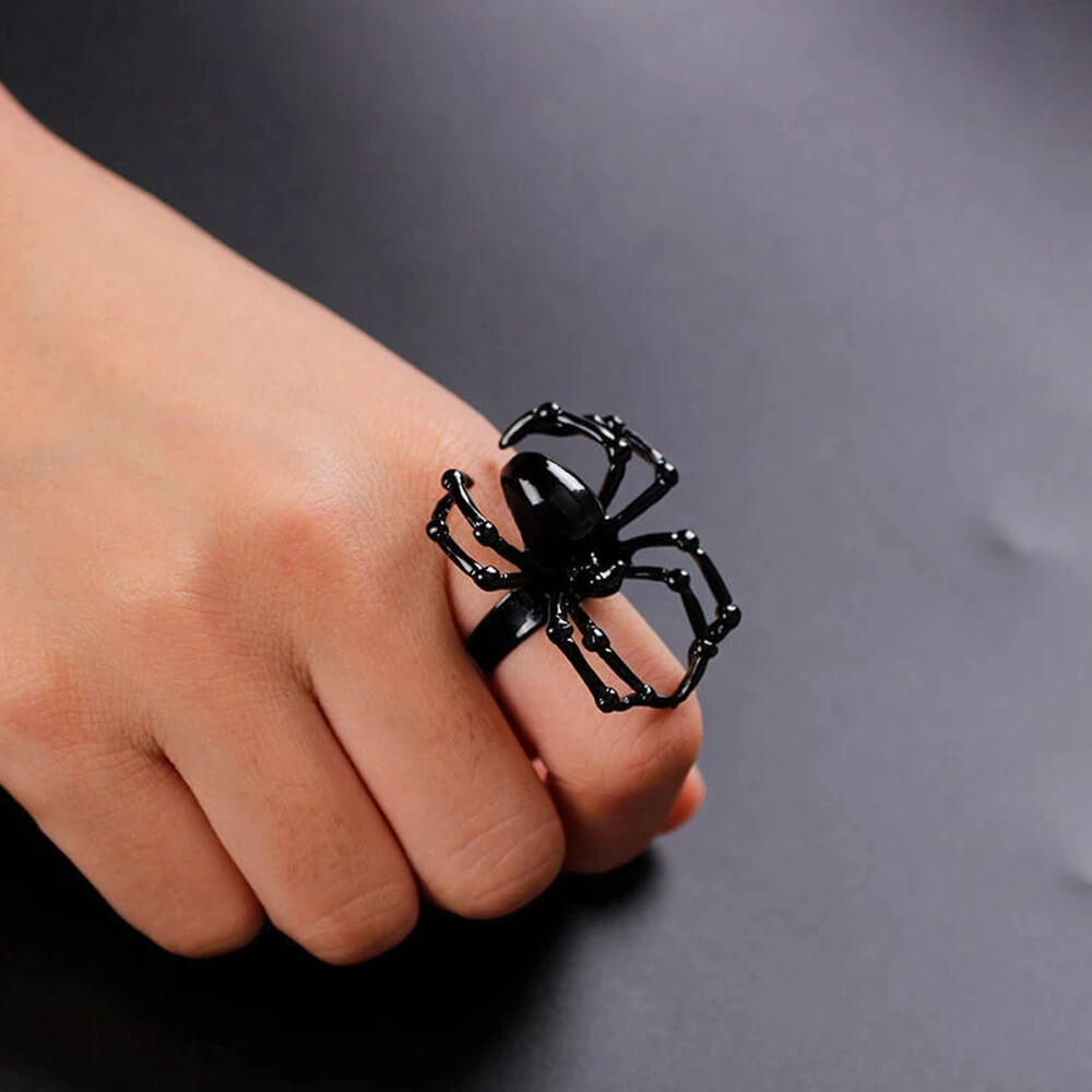 Creepy Halloween Spider Rings. Shop Jewelry on Mounteen. Worldwide shipping available.