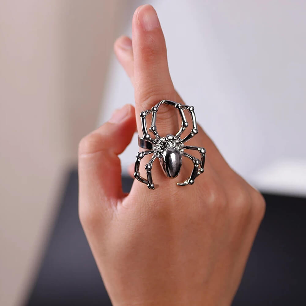 Creepy Halloween Spider Rings. Shop Jewelry on Mounteen. Worldwide shipping available.