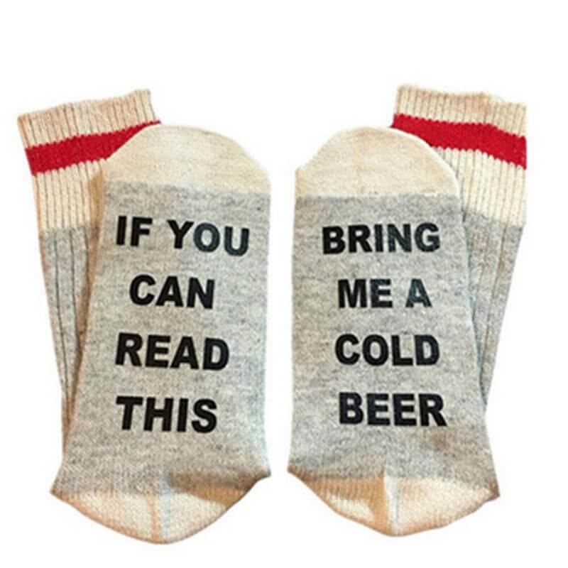 Wenn Sie das lesen können, bringen Sie mir ein kaltes Bier. Socken