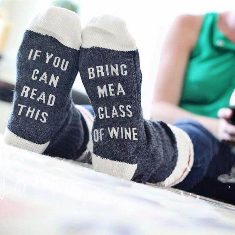 If You Can Read This Bring Me A Glass Of Wine Socks - Dark Gray