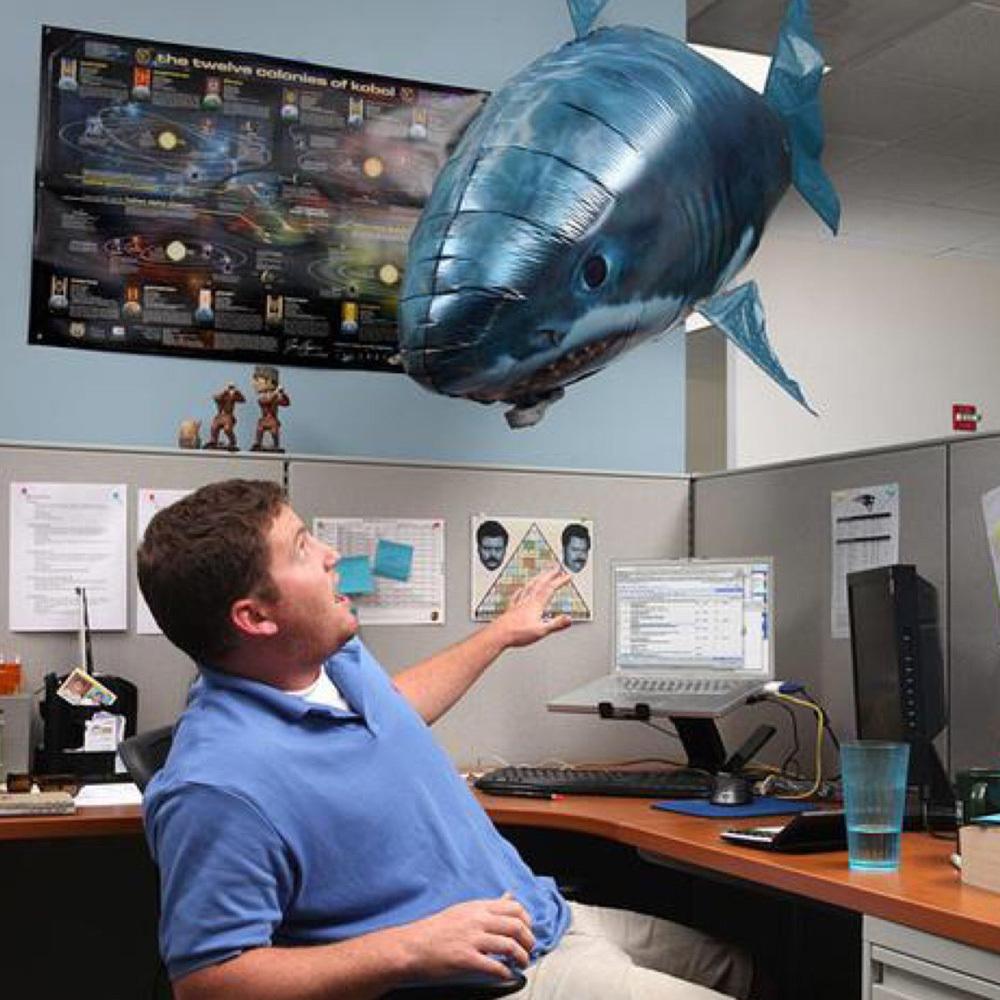 Remote Control Flying Shark Balloon (Shark & Clownfish) - Mounteen. Worldwide shipping available.