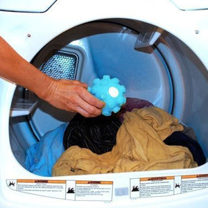 Wrinkle Releasing Dryer Balls - Mounteen. Worldwide shipping available.