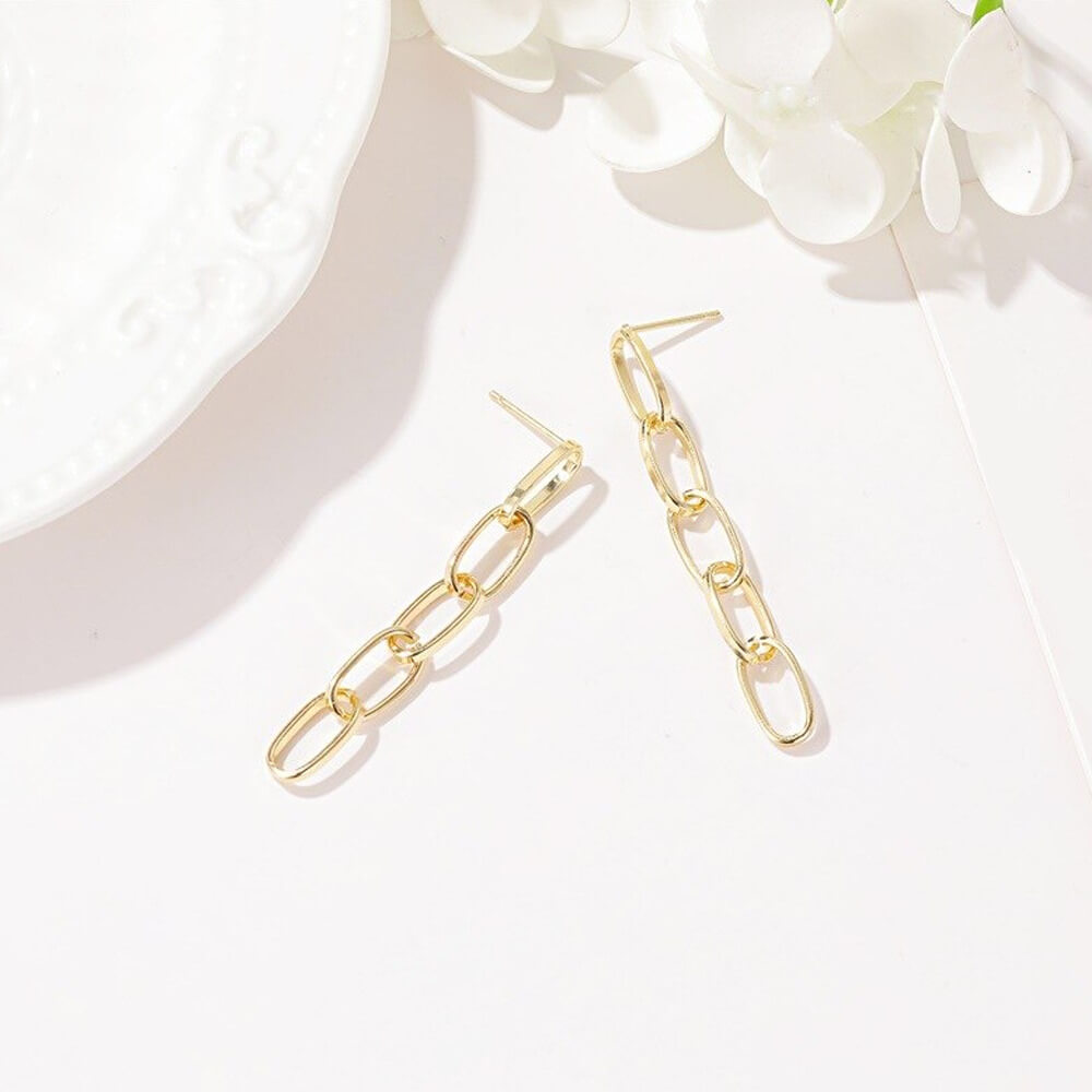 Trendy Dangle Paper Clip Earring. Shop Earrings on Mounteen. Worldwide shipping available.