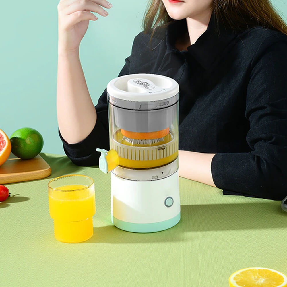 Mini Juicer. Shop Juicers on Mounteen. Worldwide shipping available.