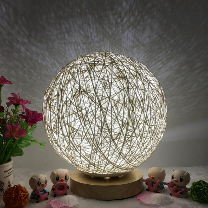 Yarn Ball Lamp